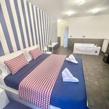Yacht Club Angioino Otel Napoli Dış mekan fotoğraf