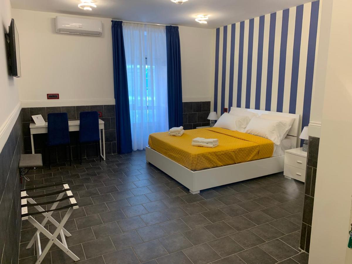 Yacht Club Angioino Otel Napoli Dış mekan fotoğraf