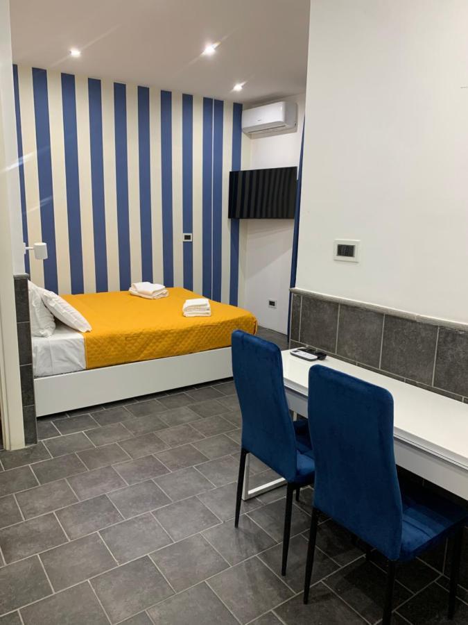 Yacht Club Angioino Otel Napoli Dış mekan fotoğraf