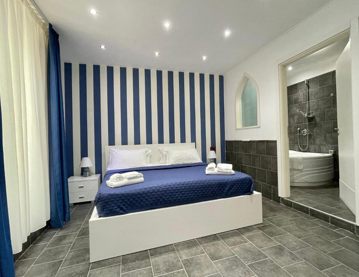 Yacht Club Angioino Otel Napoli Dış mekan fotoğraf