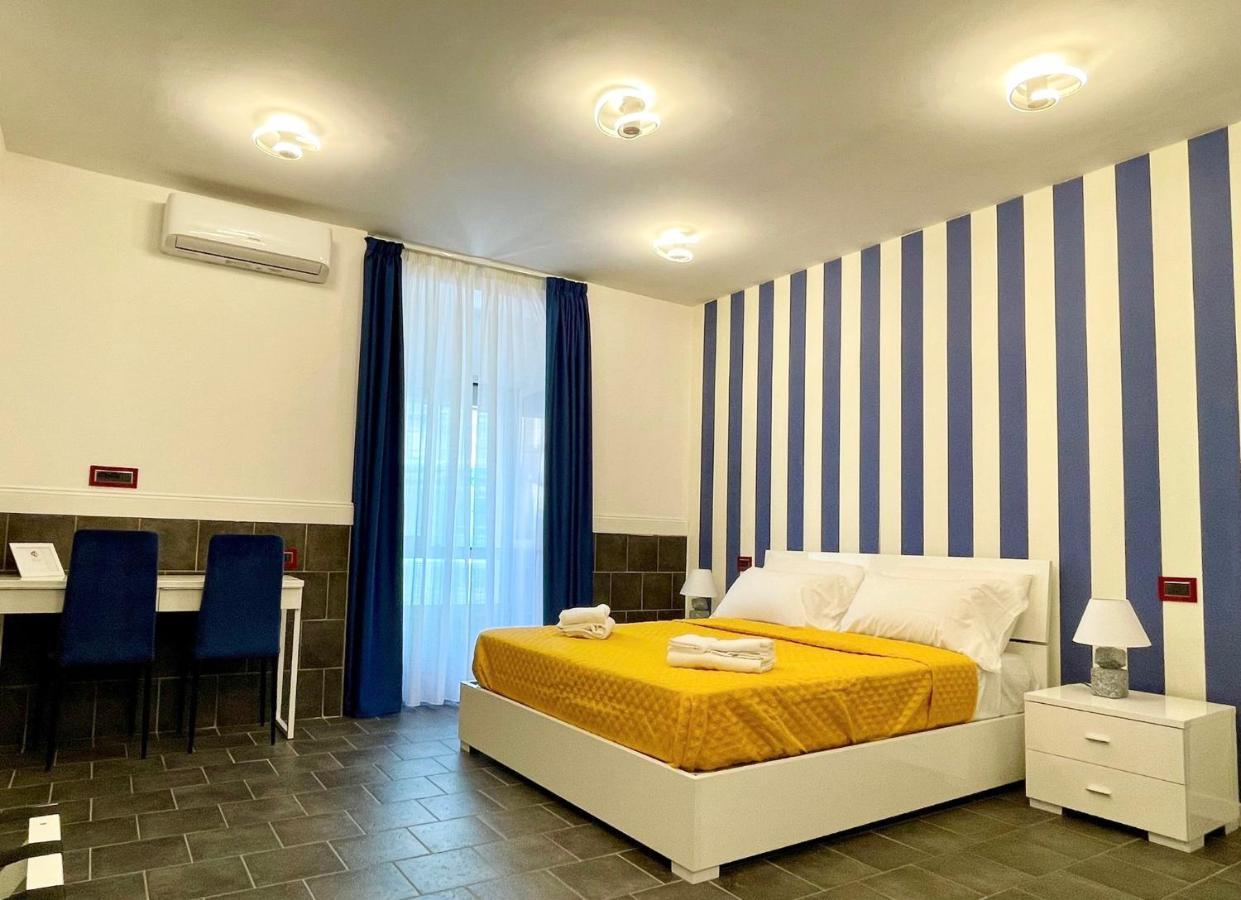 Yacht Club Angioino Otel Napoli Dış mekan fotoğraf