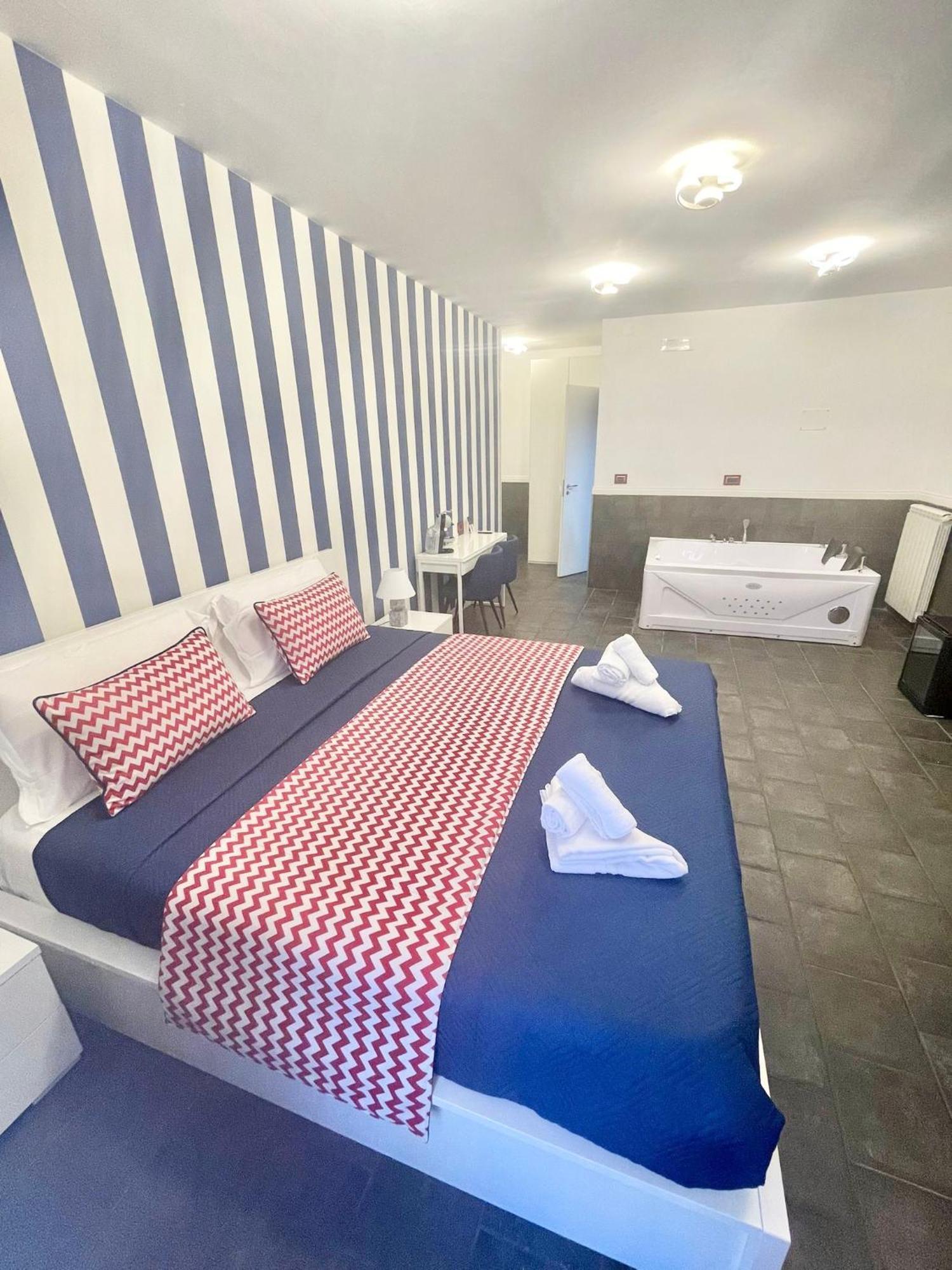 Yacht Club Angioino Otel Napoli Dış mekan fotoğraf